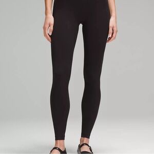 Lululemon black align leggings, 25 inch inseam